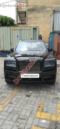 Xe Rolls Royce Cullinan Black Badge 6.75 V12 2020 - 40 Tỷ 500 Triệu