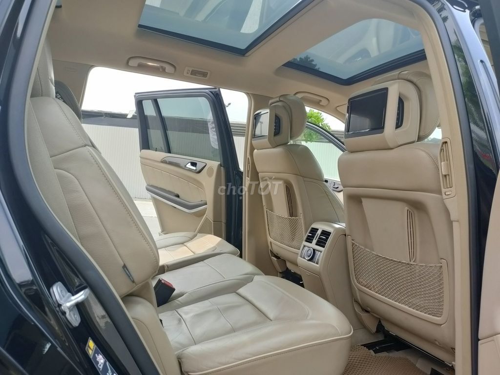 Bán Mercedes Benz GL550 Class 2012 Tự động Siêu Mướt 7185285510136090210 |  