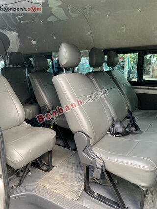 Xe Toyota Hiace 3.0 2018 - 800 Triệu