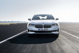 BMW 5-Series 2021 chính thức trình làng: Diện mạo mới và nhiều phiên bản
