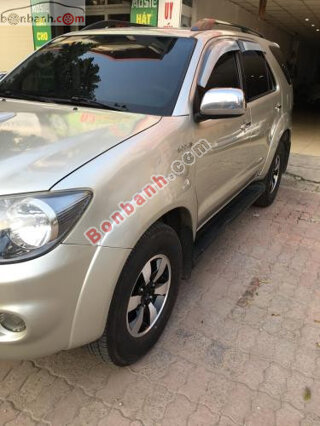 Xe Toyota Fortuner 3.0 V 2008 - 630 Triệu