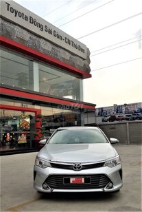 Toyota Camry 2.0E 2015