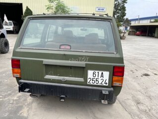 Bán xe jeep cherokee !