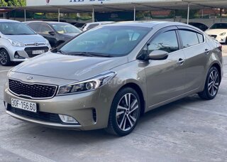 Kia Cerato 2018 Tự động 1.6 Sedan