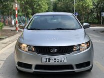 Gia đình bán xe kia cerato sx 2010MT nhập khẩu.