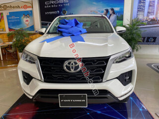 Xe Toyota Fortuner 2.4G 4x2 MT 2021 - 950 Triệu