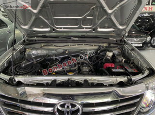 Xe Toyota Fortuner 2.7V 4x2 AT 2013 - 575 Triệu