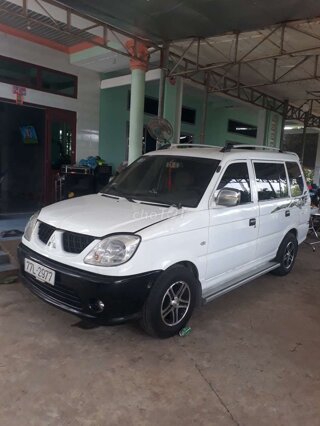 Mitsubishi .joli .8 chỗ .sản xuất 2004 .giá 92