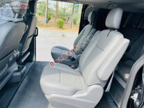 Xe Ford Tourneo Titanium 2.0 AT 2019 - 858 Triệu