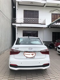 Bán hyundai i10  2019 số tự động