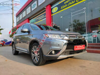 Xe Mitsubishi Outlander 2.0 CVT Premium 2018 - 660 Triệu