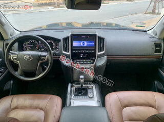 Xe Toyota Land Cruiser 4.6 V8 2020 - 4 Tỷ 720 Triệu