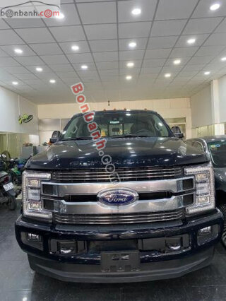 Xe Ford F350 Super Duty Lariat Crew Cab 6.7L 4x4 AT 2017 - 6 Tỷ 800 Triệu