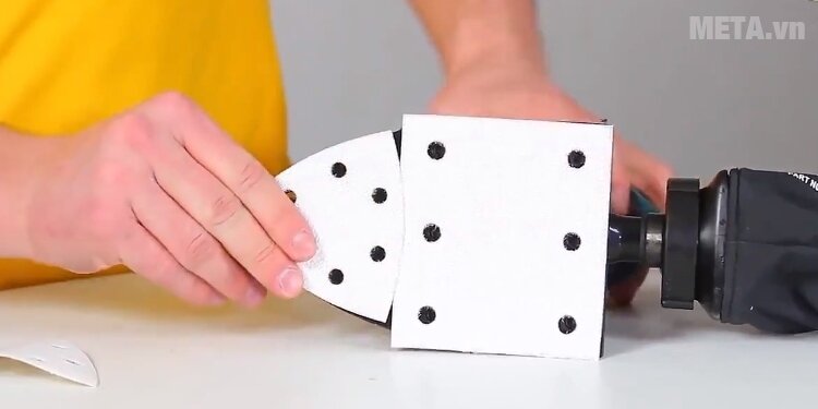 Máy chà nhám rung Makita BO4565