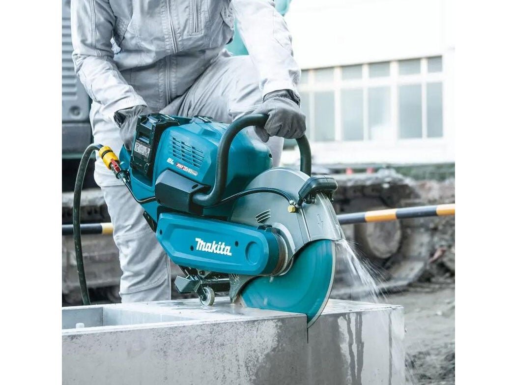 Máy cắt bê tông dùng pin 40V Makita CE001GZ01 Máy cắt bê tông dùng pin 40V Makita CE001GZ01