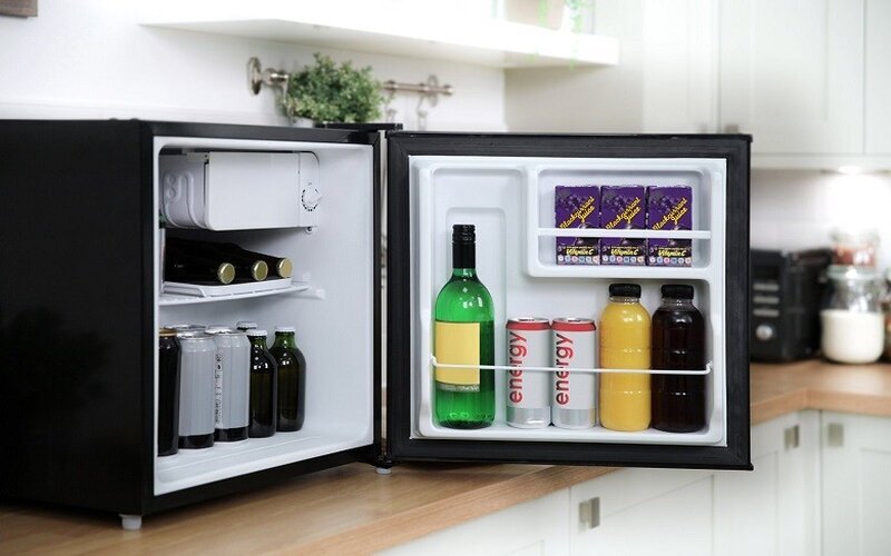 Tủ lạnh Hiense 44 lít HR05DB Tủ lạnh Hiense 44 lít HR05DB