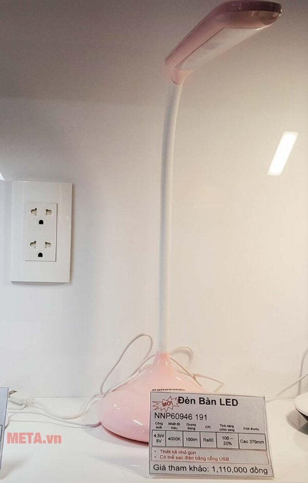Đèn bàn Led Panasonic NNP60946 (màu hồng) Đèn bàn Led Panasonic NNP60946 (màu hồng)