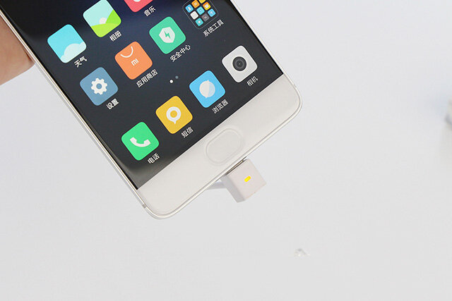 Điện thoại Xiaomi Mi 5s