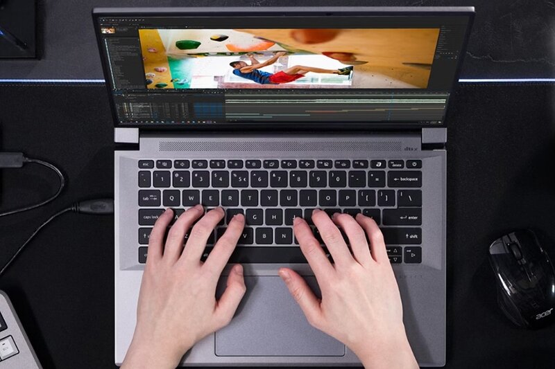 Acer Swift X AI SFX14-72G-77F9 bàn phím chuyên nghiệp