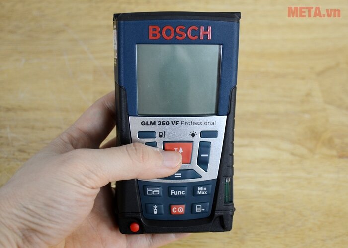 Máy đo khoảng cách laser Bosch GLM 250 VF