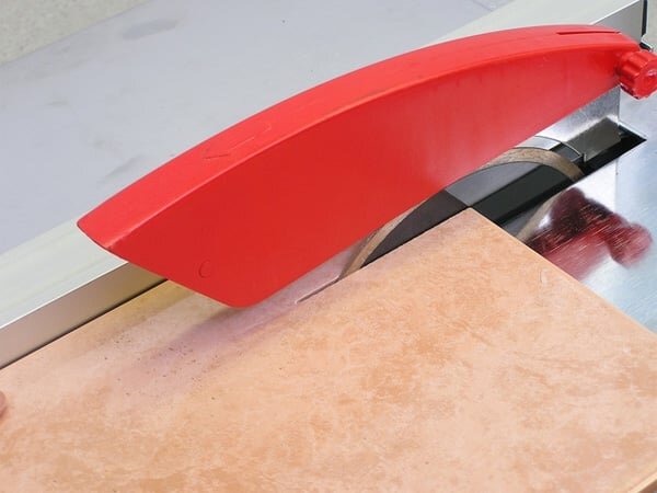 Lưỡi cắt có đường kính 180mm Máy cắt gạch 180mm