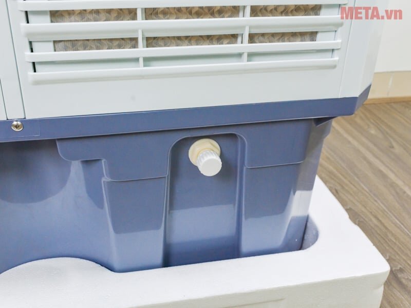 Quạt điều hòa Hòa Phát HPCF1-072 có vị trí xả nước