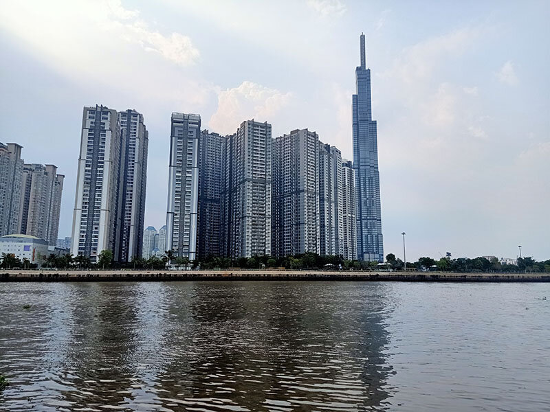 Điện thoại Oppo Reno 2F - 8GB RAM, 128GB, 6.5 inch