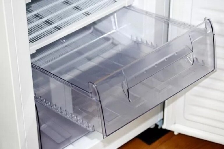 Tủ đông Sharp inverter 6 ngăn 167 lít FJ-HS17