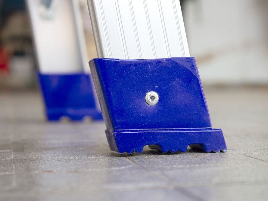 Chân thang chống trượt Sumika SKD505