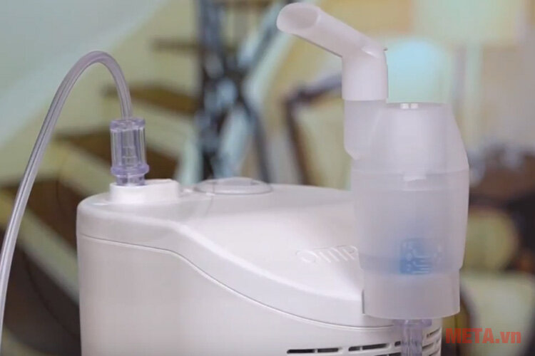 Máy xông mũi họng Omron NE-C101