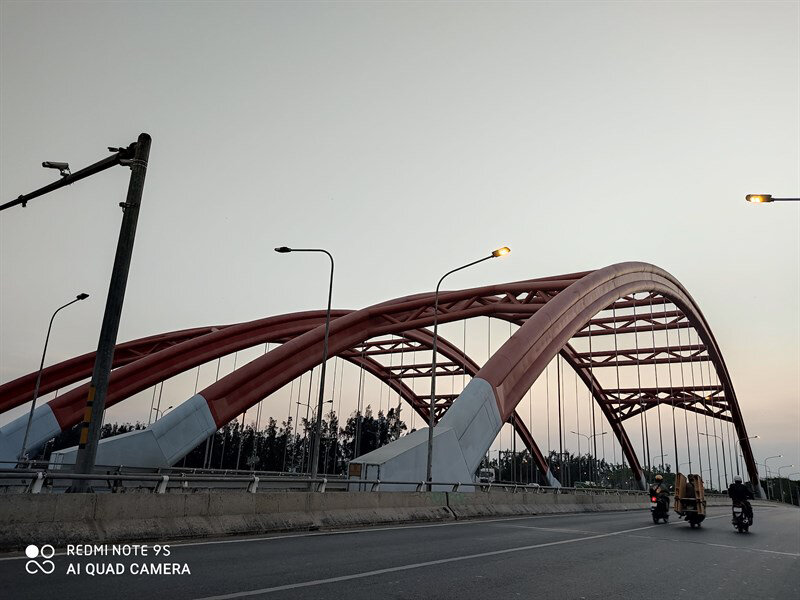 Điện thoại Xiaomi Redmi Note 9S - 4GB RAM, 64GB, 6.67 inch