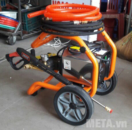 Máy rửa xe cao áp Jetta JET2200 (2.2Kw)