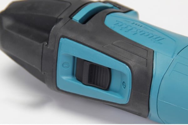 Máy cắt đa năng Makita M9800B Máy cắt đa năng Makita M9800B