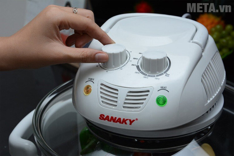 Lò nướng thủy tinh Sanaky VH 148T/D - 14 lít