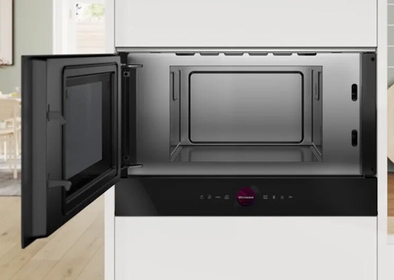 lò vi sóng Bosch Serie 8 BFL7221B1 không chỉ giúp nấu ăn hiệu quả mà còn tiết kiệm năng lượng.