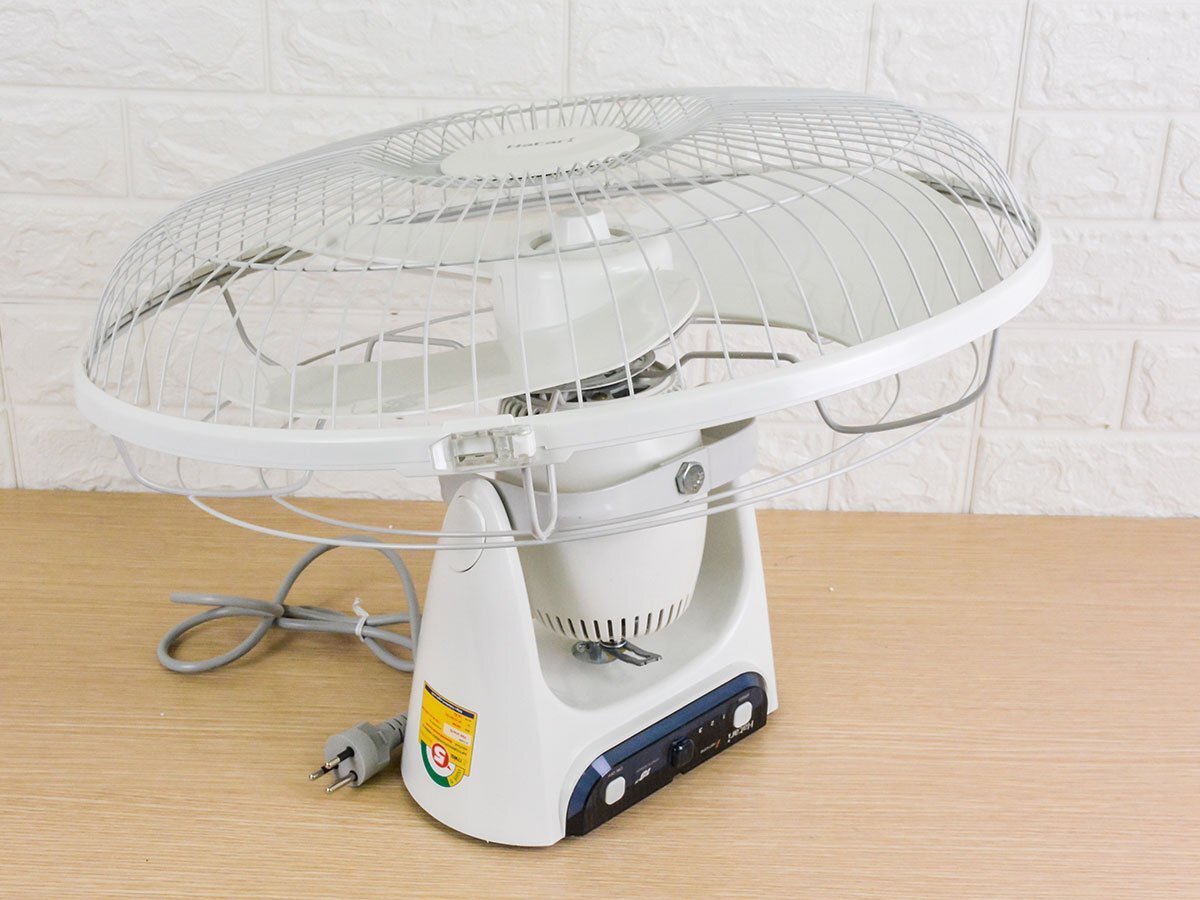 Quạt đảo trần Hatari Thái Lan HT-C18R1 Quạt đảo trần Hatari Thái Lan HT-C18R1
