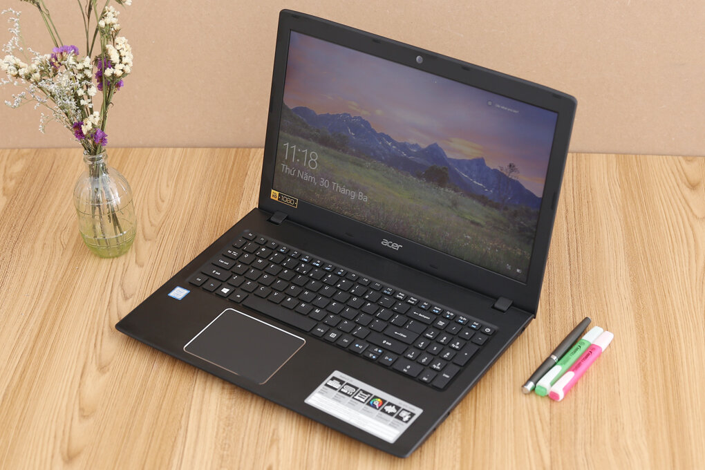Acer Aspire E5 575 32X6 i3 7100U/4GB/128GB/Win10/(NX.GE6SV.010) Acer Aspire E5 575 32X6 i3 7100U/4GB/128GB/Win10/(NX.GE6SV.010)