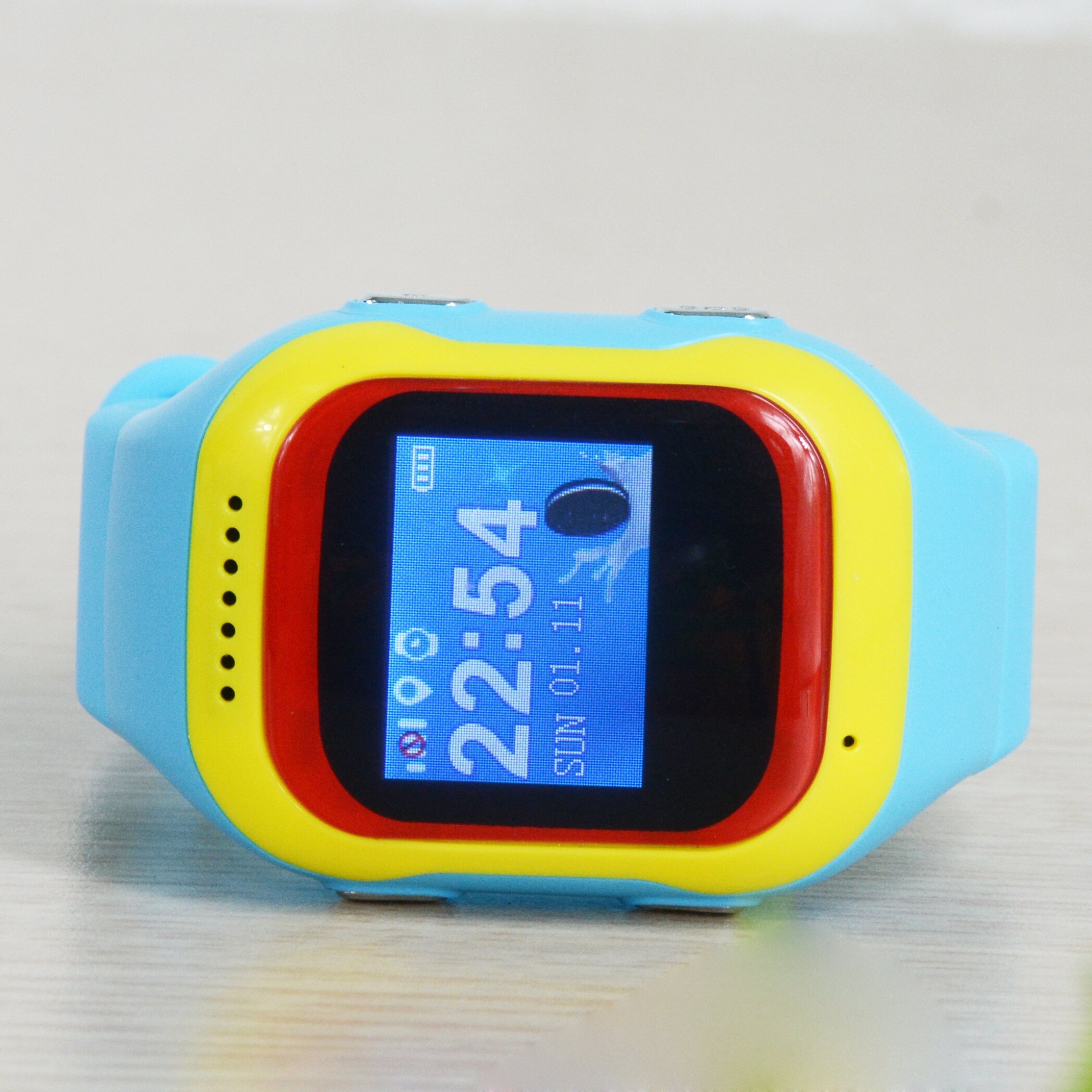 Đồng hồ định vị cho trẻ em Indell A8 (GPS, Nghe lén, Chống nước Ip55)