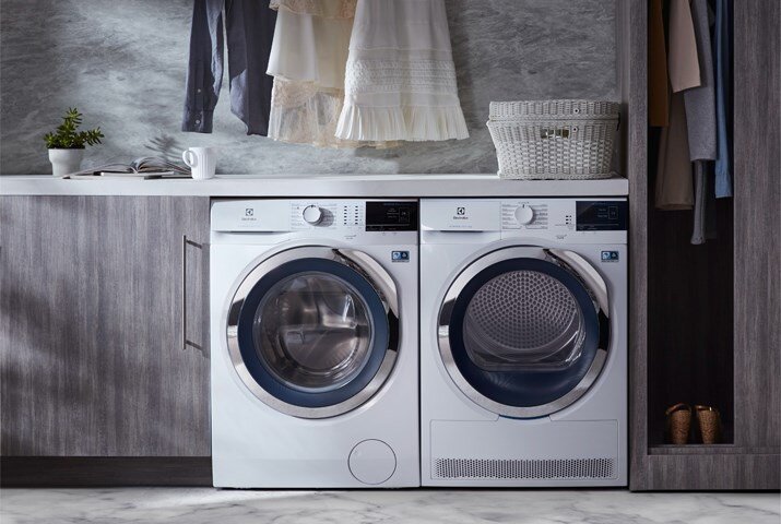 Máy sấy quần áo Electrolux EDS854J3WB - 8.5kg