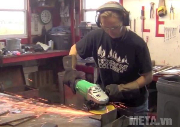 Máy mài góc Hitachi G18SS 2400W