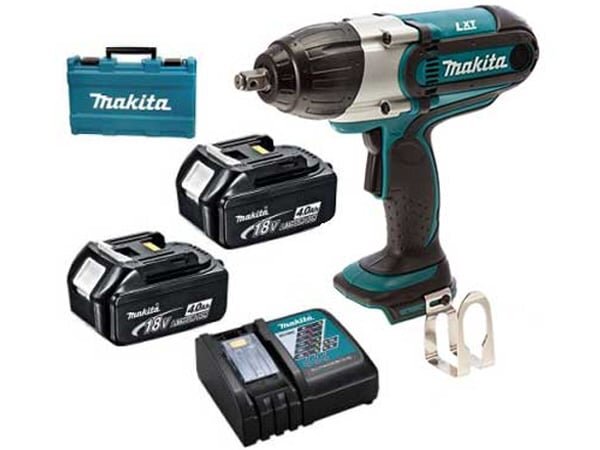 Trọn bộ sản phẩm máy siết bu lông Makita DTW450RME Máy siết bu lông Makita DTW450RME
