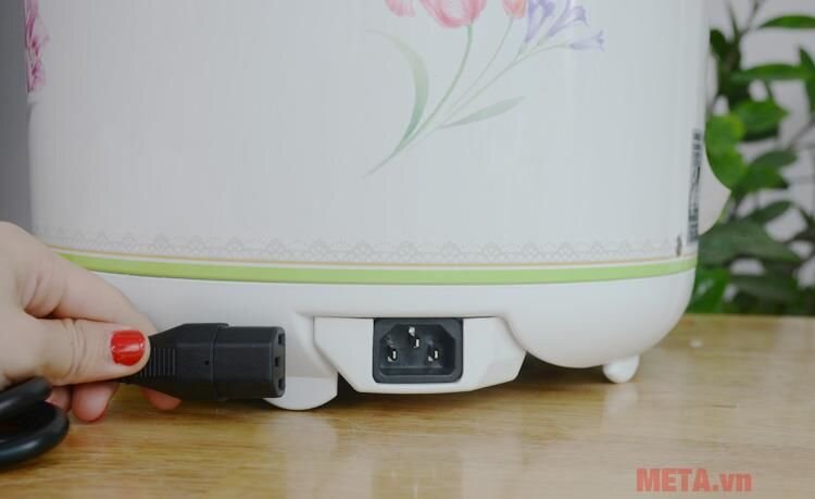 Nồi cơm điện Zojirushi NS-RNQ18 - 1,8 lít