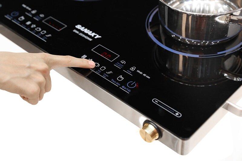 Bếp hồng ngoại đôi Sanaky SNK-203HGNW Bếp hồng ngoại đôi Sanaky SNK-203HGNW