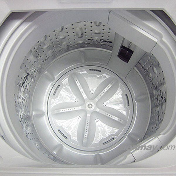 Lồng giặt với hiệu ứng nước 3 chiều giúp giặt sạch sẽ