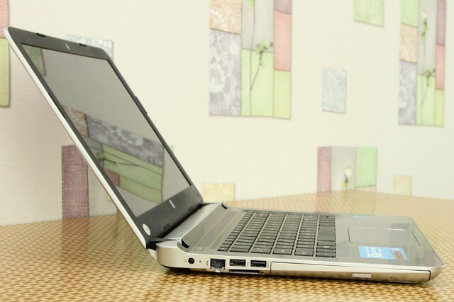 Laptop HP Pavilion 14 ab019TU i3 5010U/4GB/500GB/Win8.1