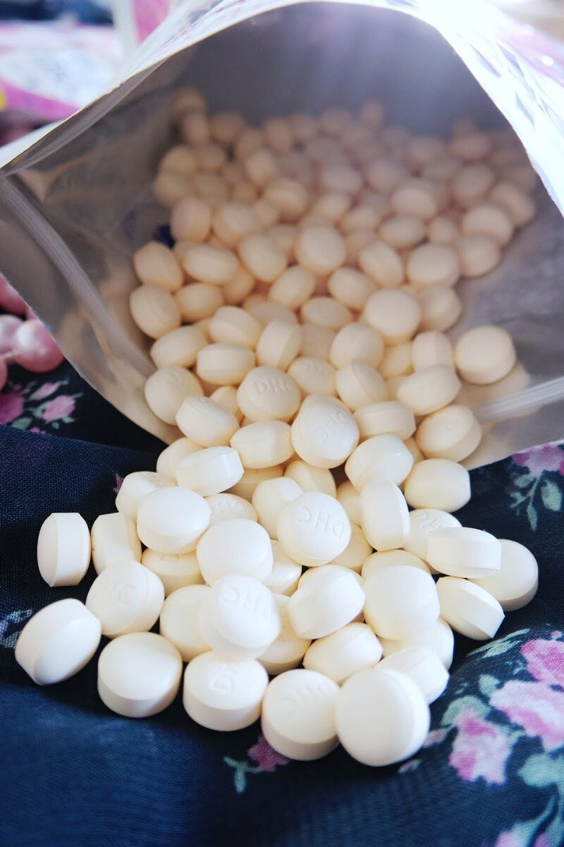 Viên Uống Làm Đẹp Da DHC Collagen đóng gói dạng viên nén dễ uống, không mùi khó chịu