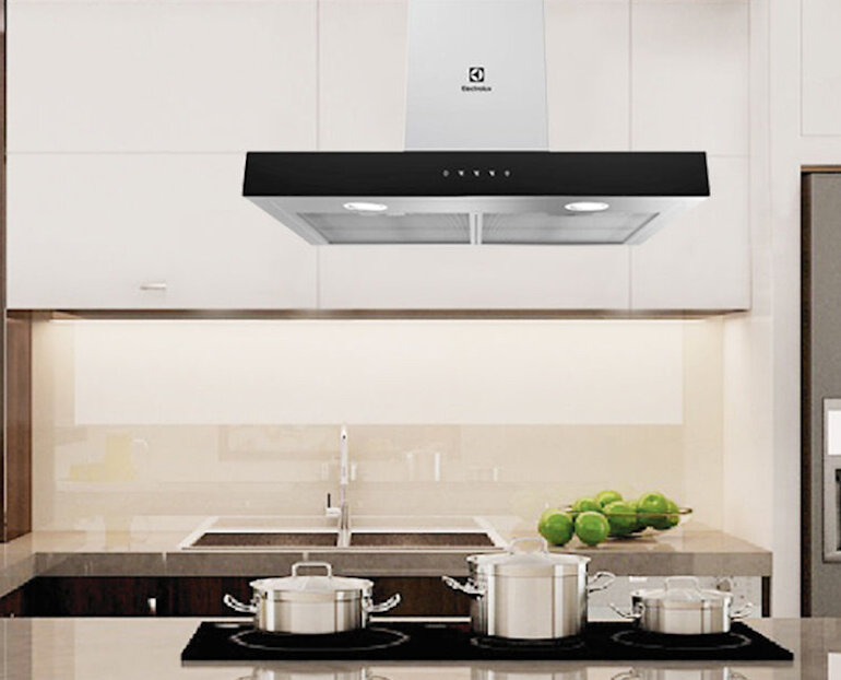 Cách sử dụng và bảo dưỡng máy hút mùi Electrolux EFC735SAR