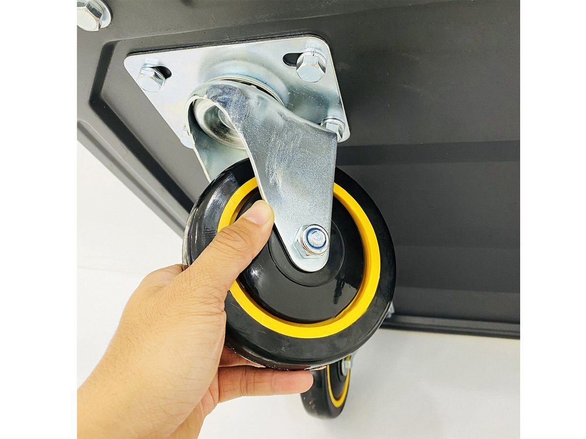 Bánh xe giúp di chuyển linh hoạt