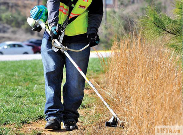 Máy cắt cỏ Oshima T330