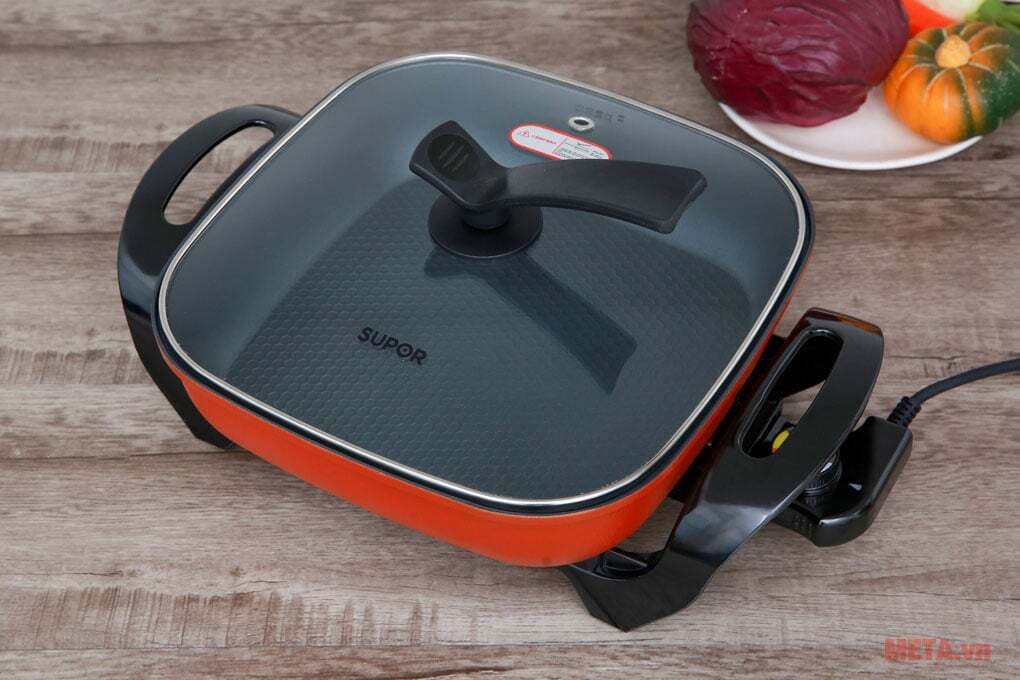Nồi lẩu điện Supor H30FK802VN-136 thiết kế đẹp Nồi lẩu điện Supor H30FK802VN-136 thiết kế đẹp